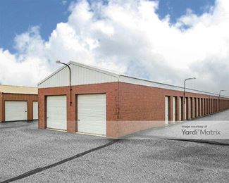 Photo 2 of Great Lakes Storage - 5892 2 Mile Road, Bay City, MI