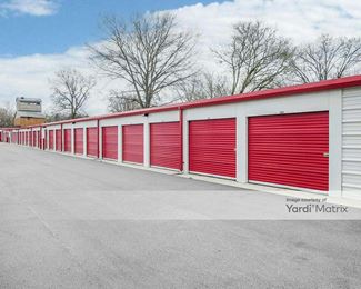Photo 4 of Storage Rentals of America - 390 Park Street, Coloma, MI