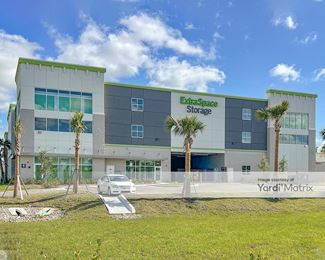 Photo 4 of Extra Space Storage - 3031 Palm Beach Blvd, Fort Myers, FL