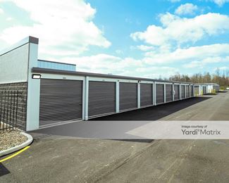 Photo 2 of Smart Self Storage - 8231 Bavaria Drive East, Macedonia, OH