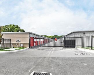 Photo 6 of Public Storage - 4750 Lucerne Park Road, Winter Haven, FL