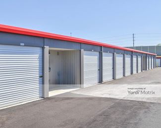 Photo 5 of StorageMart - 6550 South Belmont Avenue, Indianapolis, IN