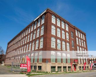 Photo 2 of CubeSmart Self Storage - 475 Canal Street, Holyoke, MA