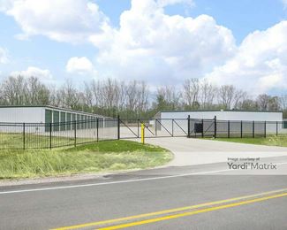 Photo 5 of Neighborhood Storage - 3412 James Savage Road, Midland, MI