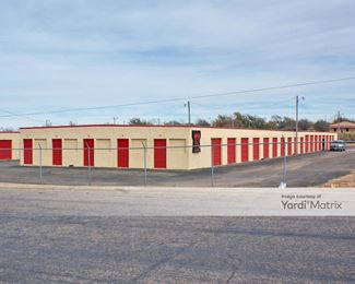 Photo 1 of SecurCare Self Storage - 831 North Forest Street, Amarillo, TX