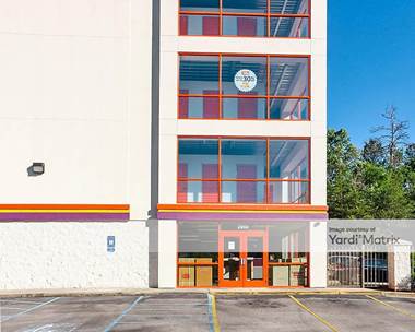 Storage Units for Rent available at 2940 John Hawkins Pkwy, Hoover, AL 35244