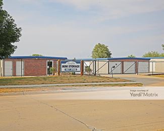Photo 1 of StorageMart - 16175 Laurel Street, Waukee, IA