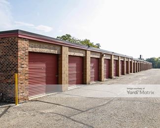 Photo 2 of Storage Rentals of America - 5258 Anton Drive, Fitchburg, WI