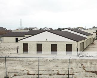 Photo 4 of Storage Rentals of America - 1515 Manhattan Drive, Waukesha, WI