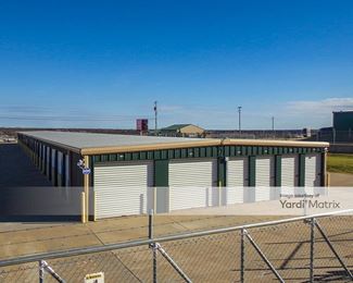 Photo 2 of SecureCare Self Storage - 6222 Boucher Drive, Edmond, OK
