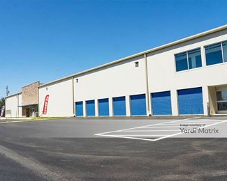 Photo 2 of Store Here Self Storage - 2 Pine Hill Drive, Carlisle, PA