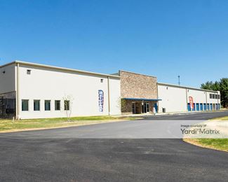 Photo 3 of Store Here Self Storage - 2 Pine Hill Drive, Carlisle, PA