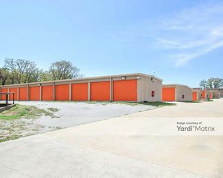 Photo 2 of Overflow Garage - 2311 FM 51, Weatherford, TX