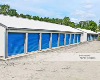 Photo 2 of Storage Rentals of America - 100 North Raymond Road, Battle Creek, MI