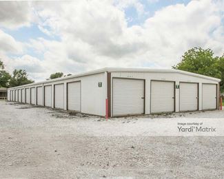 Photo 2 of Central Self Storage - 723 North Patrick Street, Dublin, TX