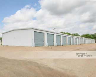 Photo 2 of Holiday Self Storage - 2401 West Lingleville Hwy, Stephenville, TX