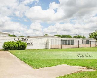 Photo 4 of Holiday Self Storage - 2401 West Lingleville Hwy, Stephenville, TX