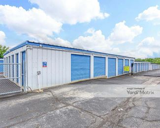 Photo 2 of Belt Highway Self Storage - 2727 South Belt Hwy, St Joseph, MO