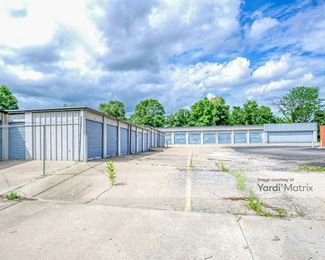 Photo 2 of Paola Mini Storage - 820 North Pearl Street, Paola, KS