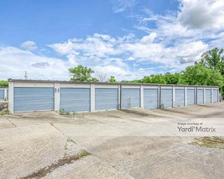 Photo 3 of Paola Mini Storage - 820 North Pearl Street, Paola, KS