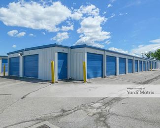 Photo 4 of Apperson Self Storage - 1910 Apperson Drive, Salem, VA