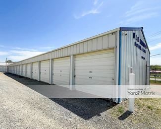 Photo 5 of BLB Rentals - 813 East Karsch Blvd, Farmington, MO