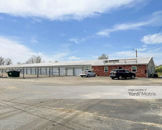 Photo 1 of E-Z Self Storage - 1602 West Liberty Street, Farmington, MO