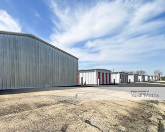 Photo 4 of Star Storage - 112 Union Street, Leadington, MO