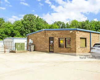 Photo 2 of First Security Storage - 1309 Carroll Road, Paragould, AR