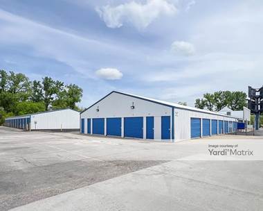 Storage Units for Rent available at 411 South Lincoln Drive, Troy, MO 63379