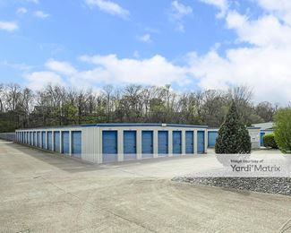 Photo 1 of Shell Storage - 275 Southwoods Drive, Columbia, IL
