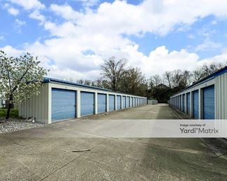 Photo 6 of Shell Storage - 275 Southwoods Drive, Columbia, IL