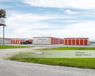 Photo 3 of LocalStorage - 371 West Frontage Road, Staunton, IL