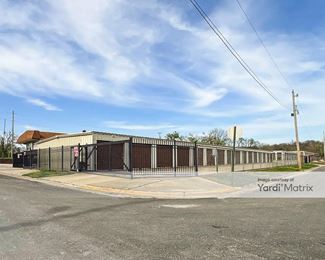 Photo 2 of Gateway Storage Mall - 300 Rueck Road, Columbia, IL