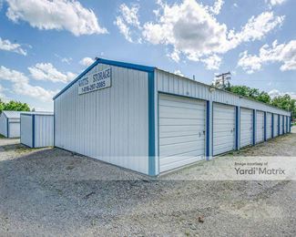 Photo 4 of Watts Storage - 13 East 3rd Street, Adrian, MO