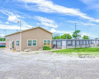 Photo 3 of Stor-It-Safe Self Storage - 1102 North Main Street, Ottawa, KS