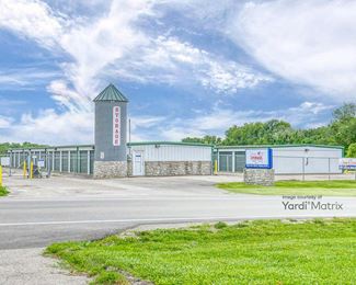Photo 5 of Storage Rentals of America - 3416 Pear Street, St Joseph, MO