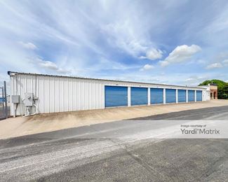Photo 4 of Store It-Go - 888 East Hwy 47, Troy, MO