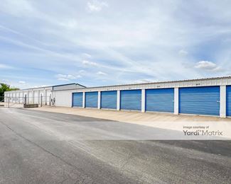 Photo 5 of Store It-Go - 888 East Hwy 47, Troy, MO