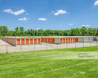 Photo 2 of Lock -N- Key Self Storage - 806 West McPherson Street, Knob Noster, MO