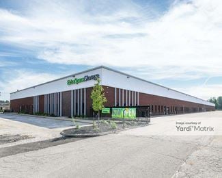 Photo 1 of Extra Space Storage - 6230 Cochran Road, Solon, OH