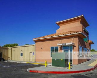 Photo 3 of Extra Space Storage - 43633 20th Street West, Lancaster, CA