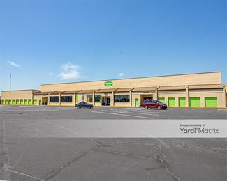 Photo 2 of Extra Space Storage - 827 North Houston Road, Warner Robins, GA