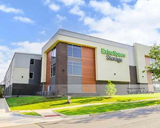 Photo 2 of Extra Space Storage - 2321 NW 40th Street, Oklahoma City, OK
