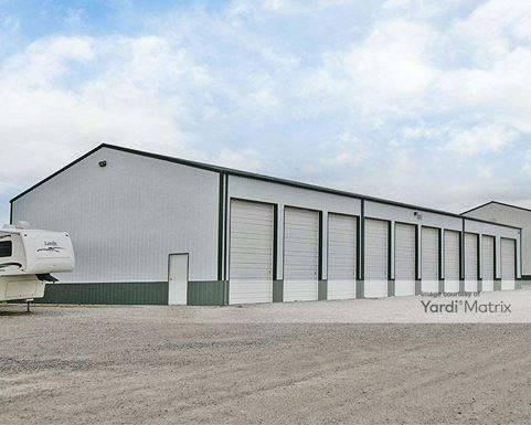 Photo 4 of Carlyle Storage - 17691 County Farm Road, Carlyle, IL