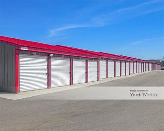 Photo 2 of Menards Self Storage - 560 East 16th Street, Holland, MI