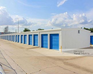 Photo 2 of Stor-It Mini Warehouses - 3158 Congress Blvd, Baton Rouge, LA