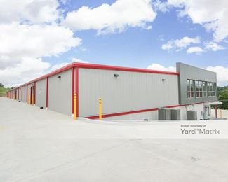 Photo 2 of Public Storage - 620 Lew Dewitt Blvd, Waynesboro, VA