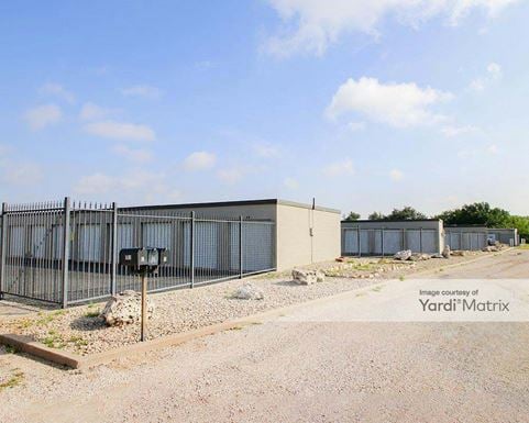 Photo 5 of Red Bluff Storage - 5973A Knickerbocker, San Angelo, TX