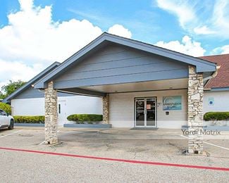 Photo 1 of Sonshine Mini Warehouse - 63 Guthrie Street, San Angelo, TX